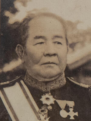 4 血洗島諏訪神社社頭渋沢栄一写真